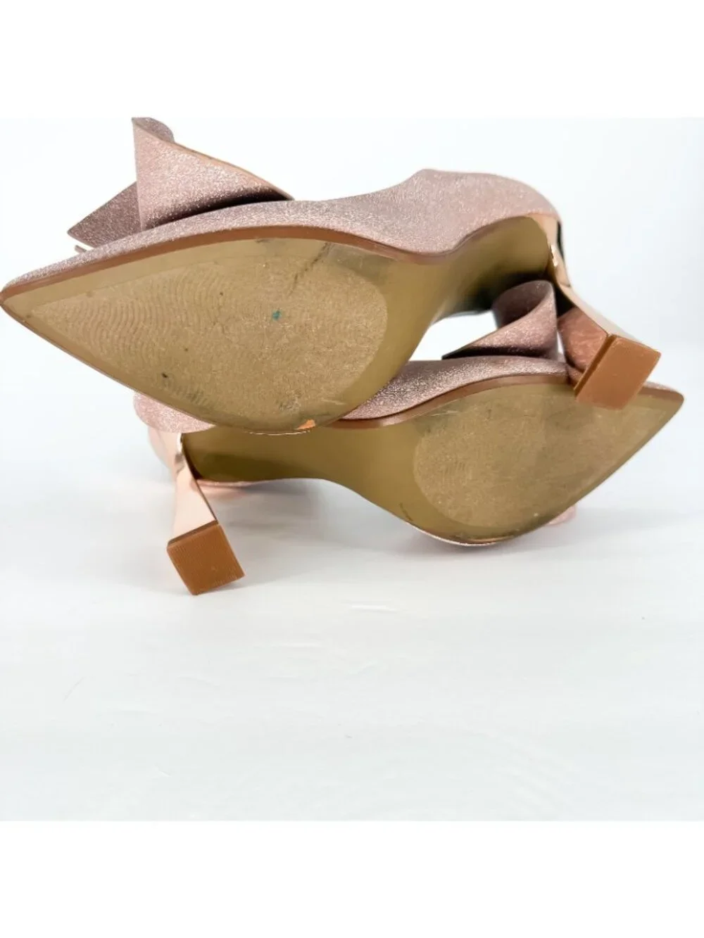Betsey‎ Johnson Nobble Metallic Pumps Champagne Bow Heels Women’s 8.5 Stiletto - Picture 6 of 13